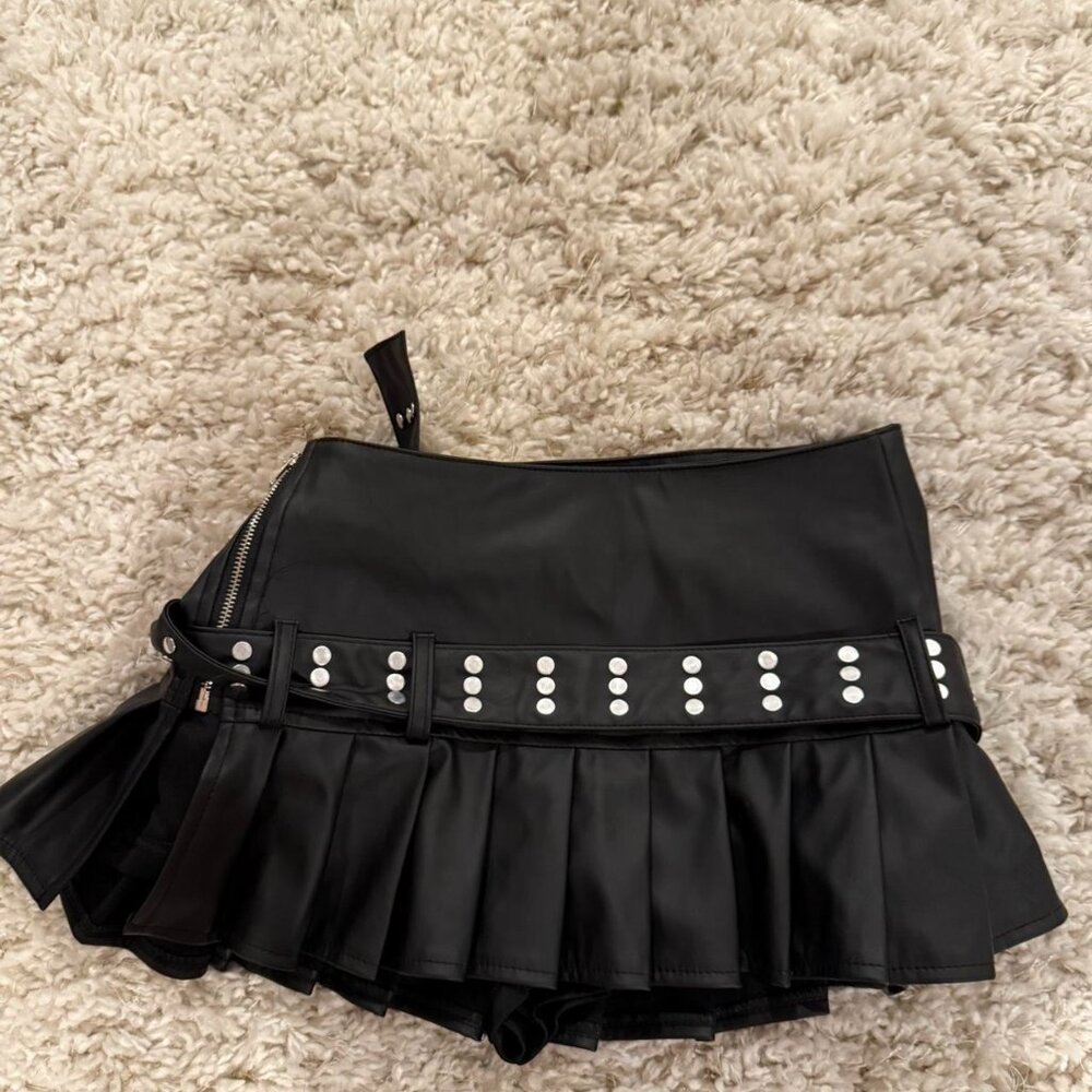 Fashion Nova Women's Black Skirt
